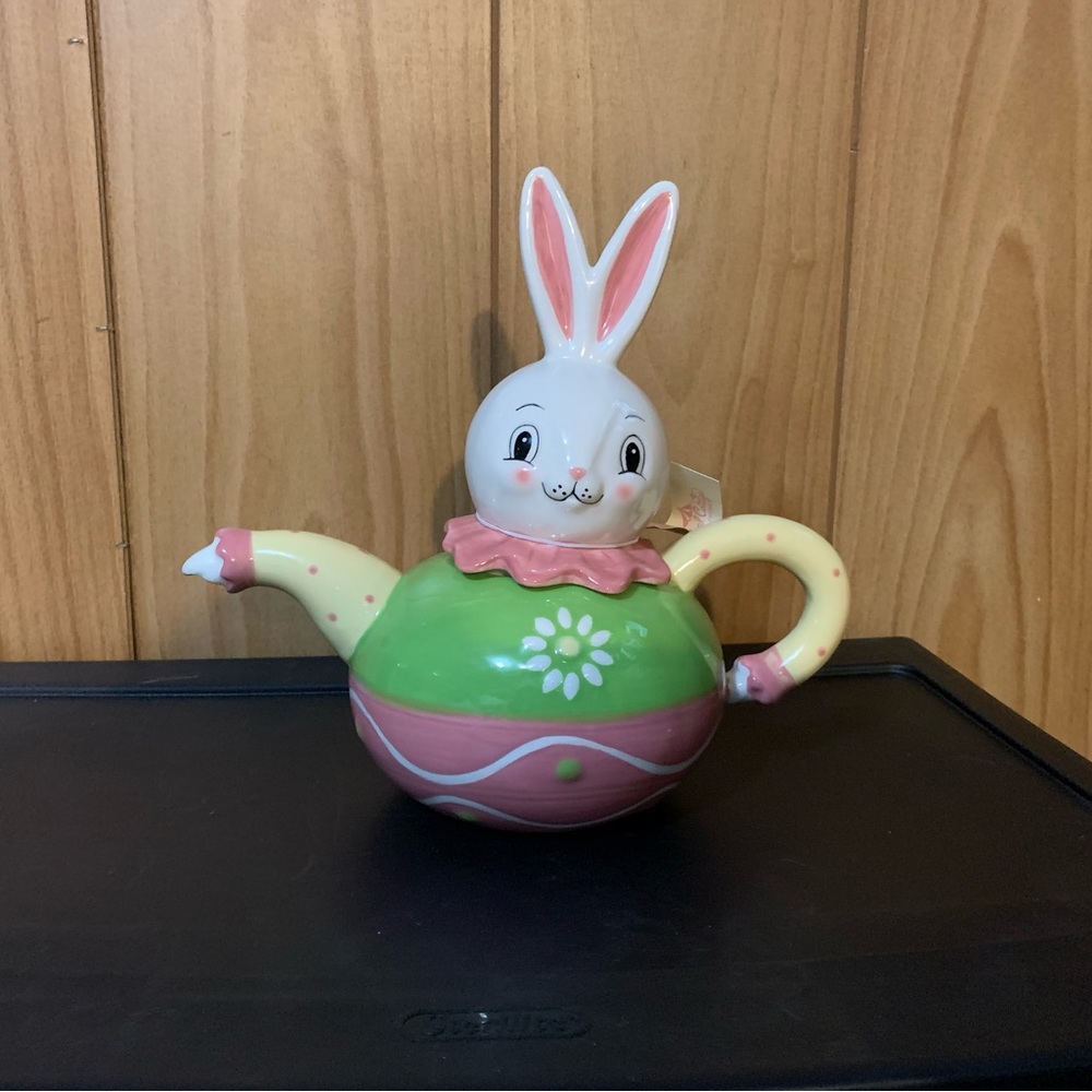 Easter bunny teapot
